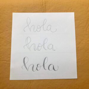 cómo hacer falso lettering hola lettering